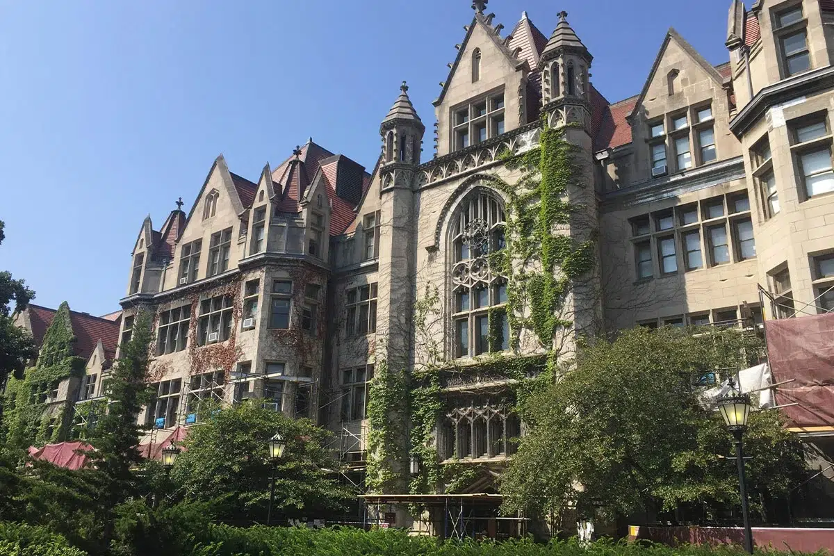 University of Chicago: A Students View.